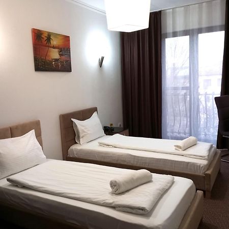 Rhc Royal Hotel Oradea Eksteriør bilde